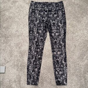 Eddie Bauer Black and Gray Patterned Women's Leggings